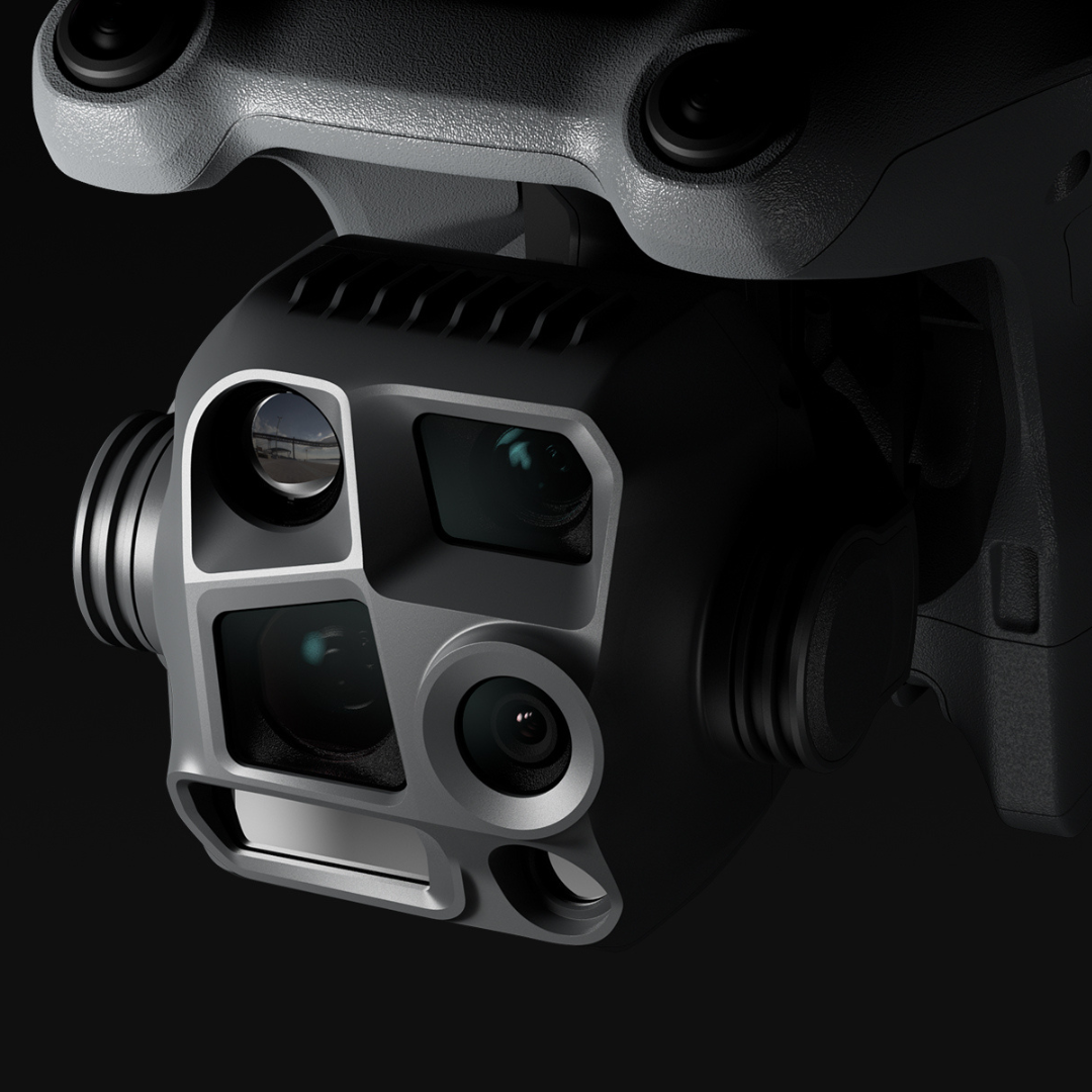 DJI Matrice 4TD wide-angle, tele and thermal camera array